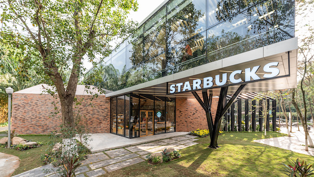 Mất 15 năm thuyết phục công ty mẹ Starbucks Việt Nam sẽ mở thêm cửa hàng  nhỏ hơn  Tin nhanh chứng khoán